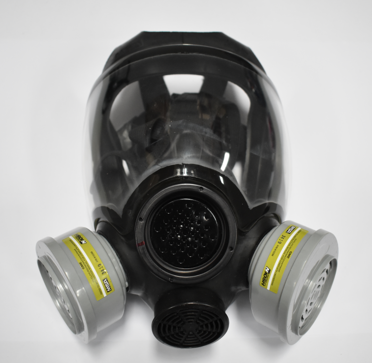 Respirator, MSA Advantage 1000 Full Face complete with GME (Multigas) Cartridges IRP Fire